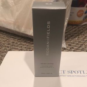 Rodan & Fields Liquid Perfecting Makeup